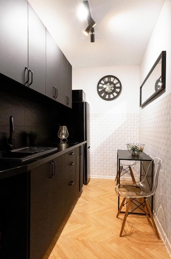 Clicktheflat Conrada Apart Rooms Warsaw Ngoại thất bức ảnh