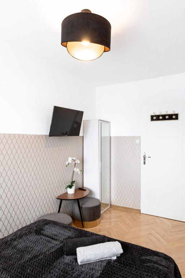 Clicktheflat Conrada Apart Rooms Warsaw Ngoại thất bức ảnh